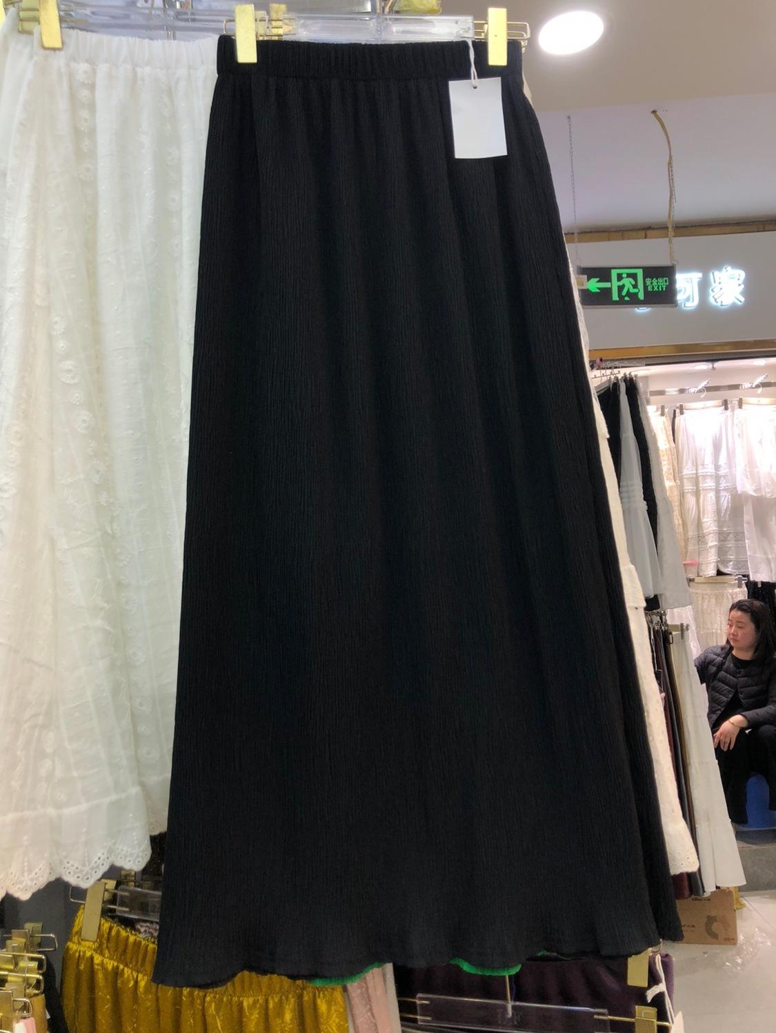 

2025 весенняя цветная плиссированная прямая юбка с разрезом средней длины юбка с высокой талией эластичная и тонкая юбка большого размера One size чёрный