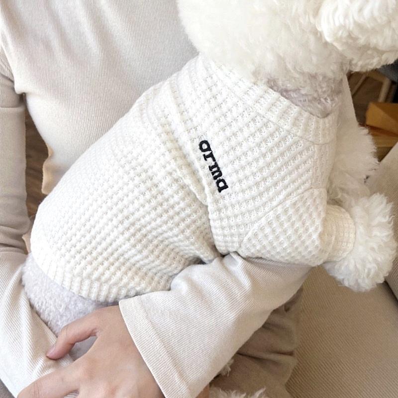 

Simple Spring/Summer Dog Clothing Waffle Traction Two-legged Teddy Bigbear Yorkshire Cat Pet Clothing XL (recommended weight 11-7.5 kg)