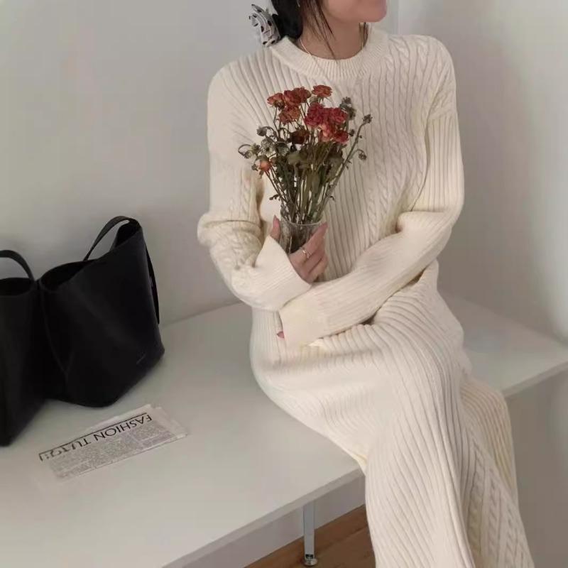 

Autumn and winter new high-end temperament long knitted dress women s solid color twist inner with bottom sweater skirt one size fits all