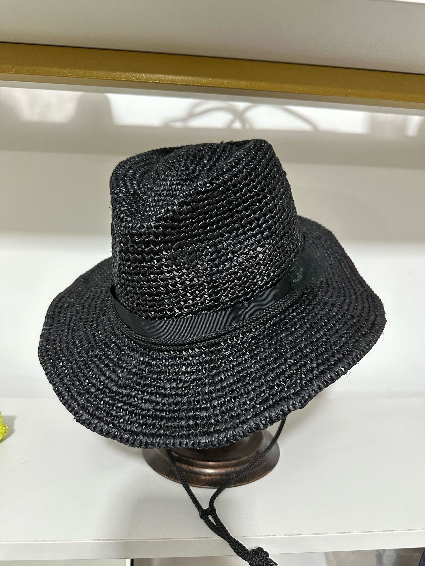 

Hand hook Lafite straw hat women s sunscreen sunshade jazz hat UV protection casual big brim Panama straw hat top hat M（56-58cm） чорний