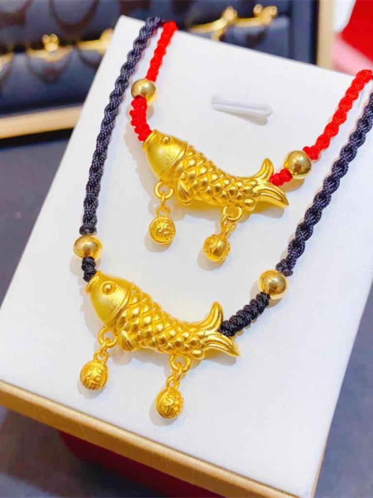 Lulutong Goldfish Pendant Necklace - Sand Gold, Clavicle Chain, Light Luxury, Good Luck Carp Design