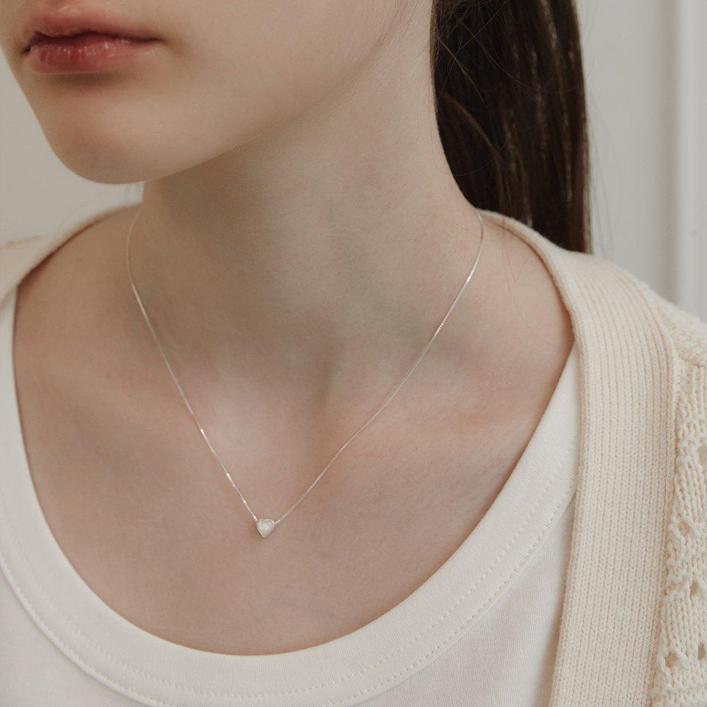 (92.5 Silver) Mother of Pearl Heart Pendant Necklace Nz2433