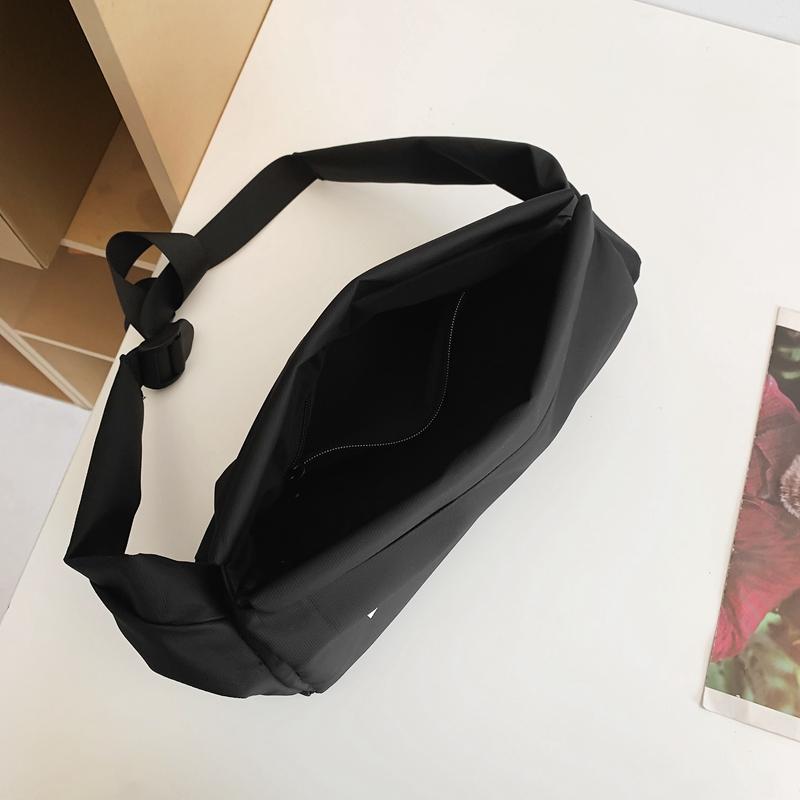 Спортивная сумка через плечо — фото 13