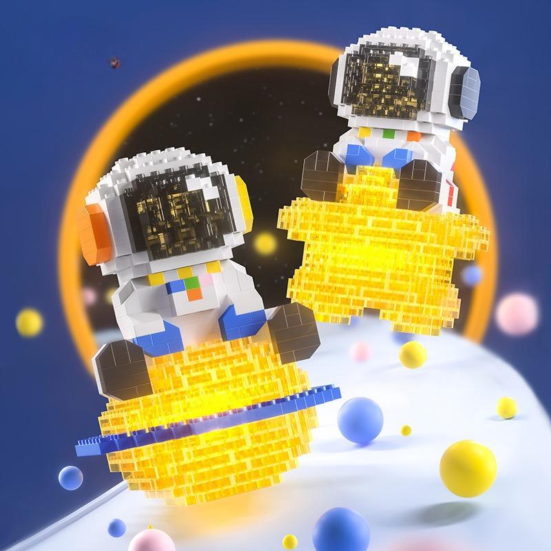 Miniature diamond building blocks, small particle building blocks, cute and educational toys, star astronaut ornaments