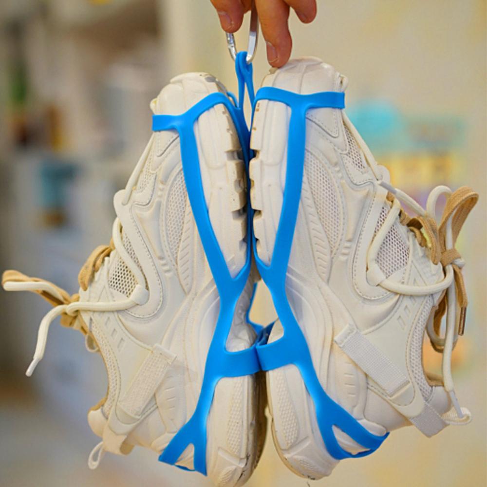 2pcs Footwear Clip for Outdoor Hang Extra Shoes Cleats Boots or Gear on Your Bag