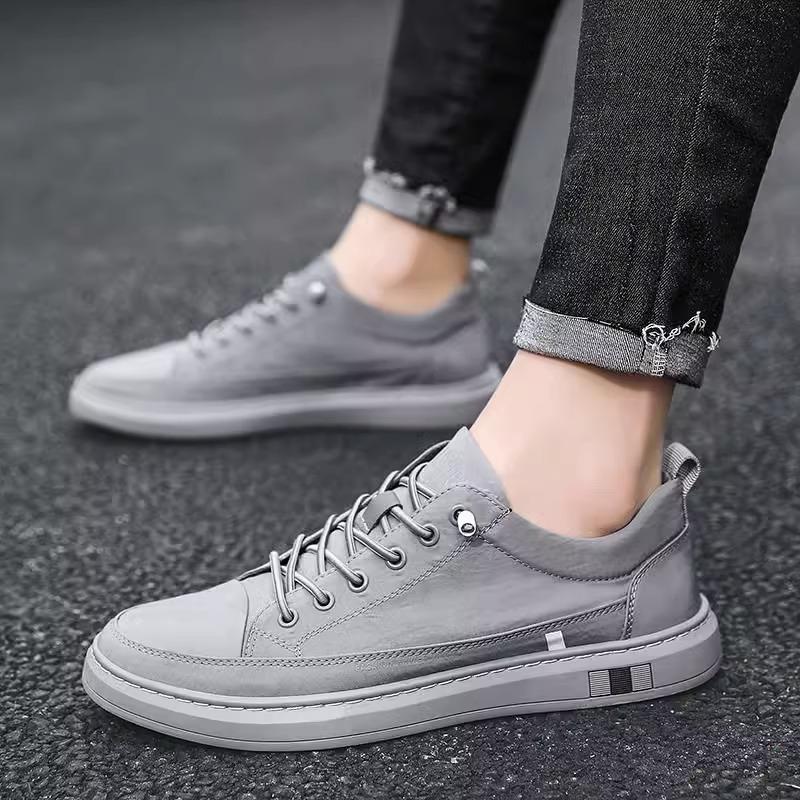 Fashion Men's Ice Knit Casual Shoes Autumn Breathable Lightweight Non-Slip Comfortable Work Sneakers Versatile Slip Resistant Flat Sole