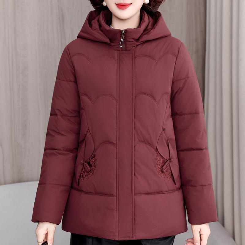 

Женские зимние куртки больших размеров XL-5XL для женщин среднего возраста, с капюшоном, элегантные, свободные, толстые, теплые, с вышивкой, парки, женские пальто XL красный