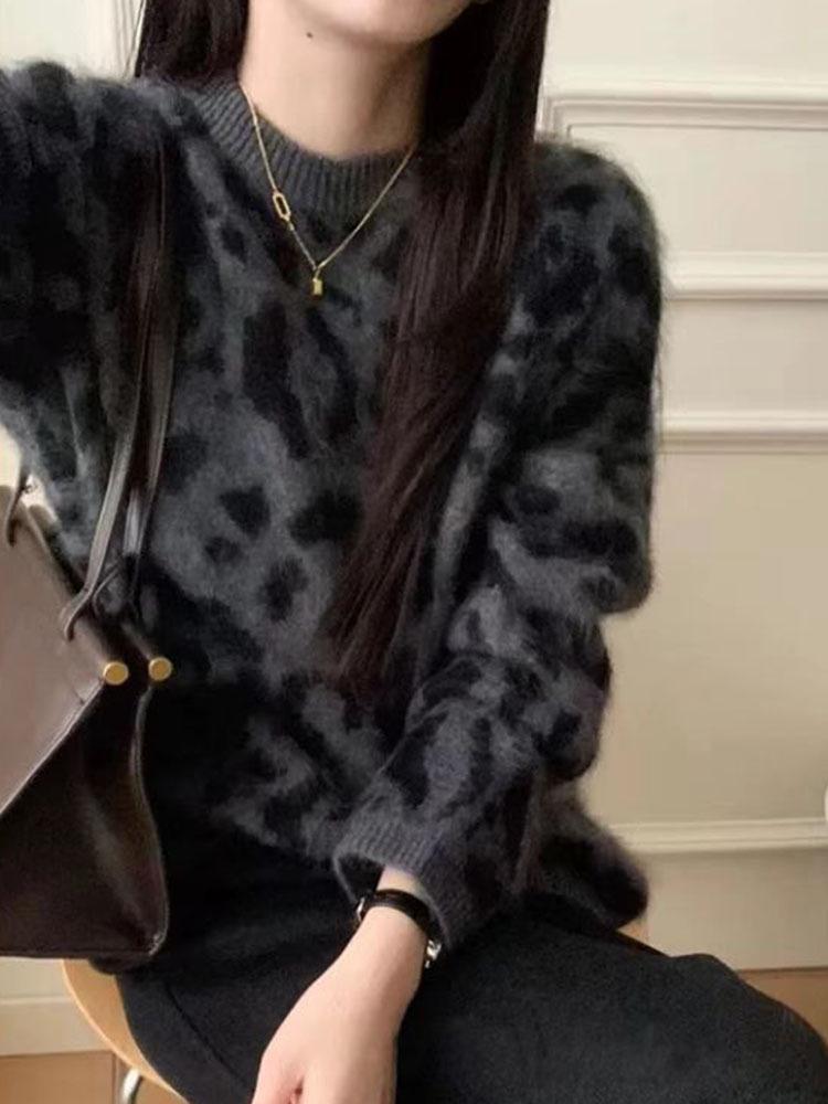 2025 Women's Plus Size Korean Retro Leopard Print Alpaca Wool Sweater—Versatile, Trendy Long Sleeve Pullover for Fall/Winter