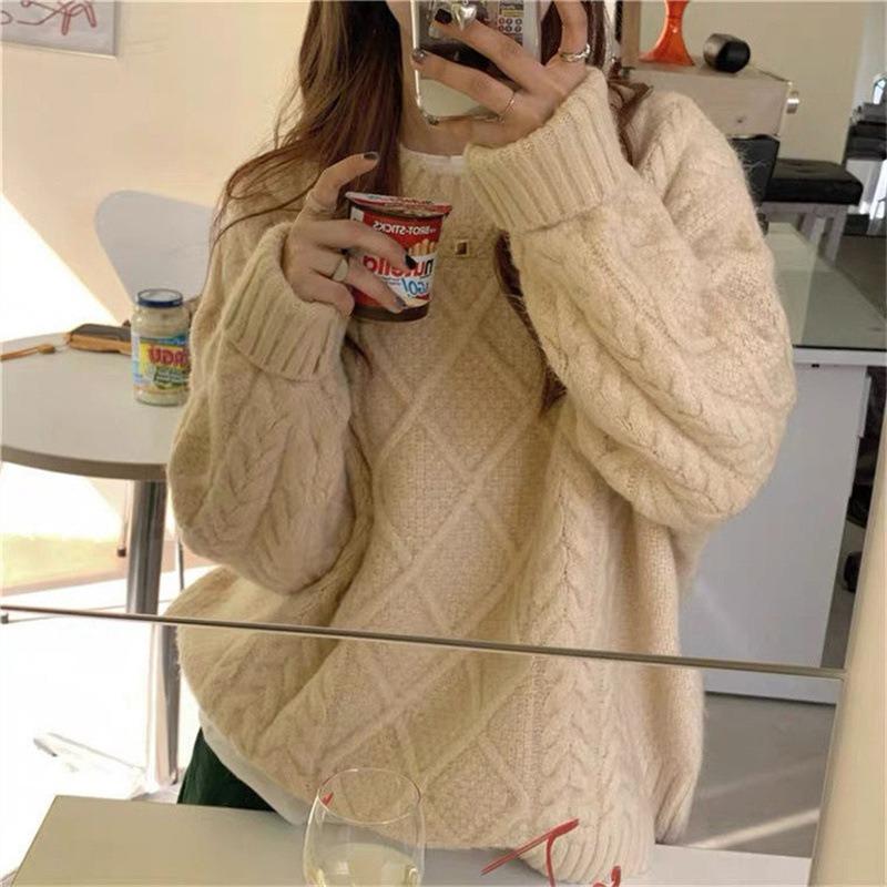 Thickened crew neck twist sweater women's new autumn and winter wear lazy wind loose pullover bottoming knitted top