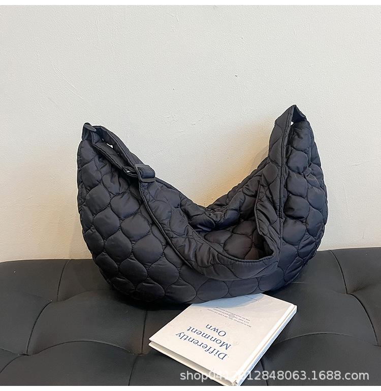 

Сумка большой вместимости корейская версия на одно плечо кроссбоди сумка-пельмень нейлоновая сумка-полумесяц ретро мода сумка-круассан школьная сумка