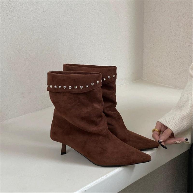 

ALIGUIFEI French suede pointed spikes pleated pile boots femininity khaki thin heel slim short boots 39
