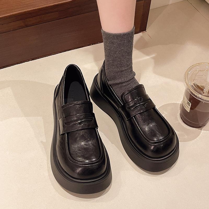 Fashion Hot Selling 2025 New Women's Thick Bottom Loafers Heightening College Shoes Retro British Style Flat Bottom Round Toe Summer