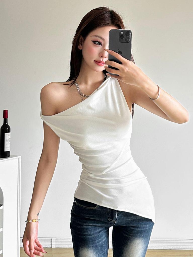2025 Trendy Women's One-Shoulder Clavicle T-shirt - Versatile Summer Top