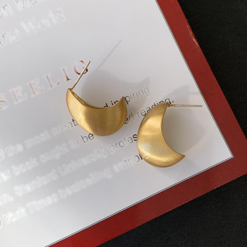

ANENJERY Geometric Hollow Moon Earrings for Women Unique Temperament Creative Fashion Party Jewelry Gifts золотий