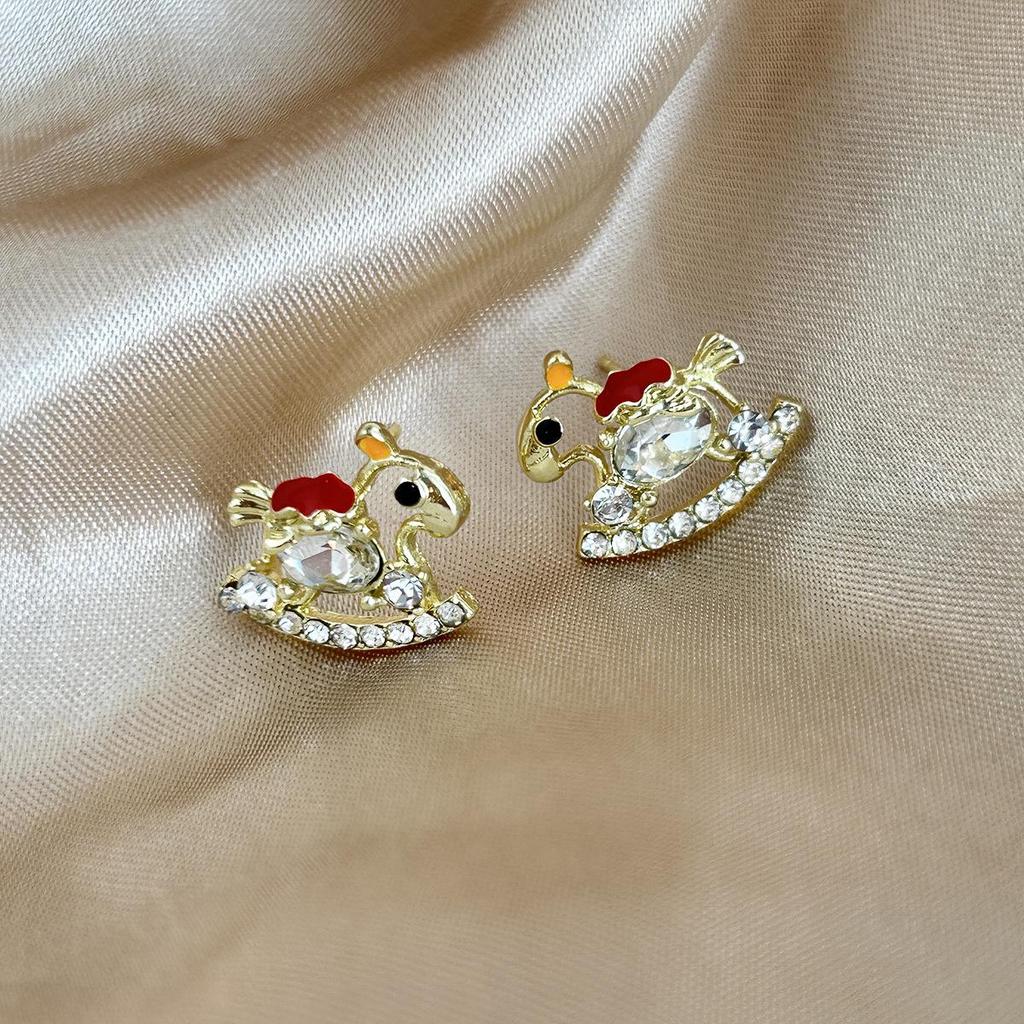 925 Sterling Silver Year of the Horse Diamond-Inlaid Earrings: Light Luxury Chinese Style Fashion Accessories for Women