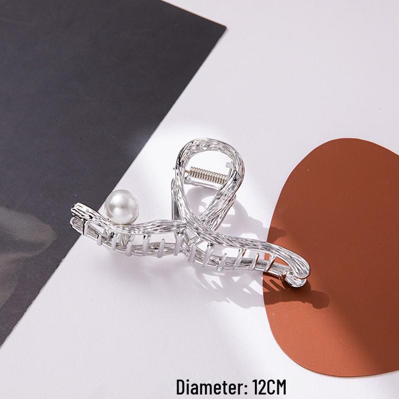 Korean Fashion Hairpin: Elegant Shark Clip for Women