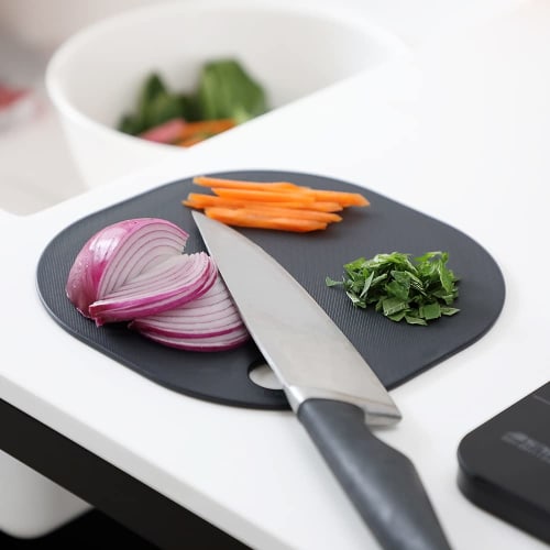 &NE Nikii Cutting Board, Black, 1 Piece, 18.5cm Wide X 18.5cm Deep X 0.3cm Thick, Made In Japan, Dishwasher Safe, Antibacterial, Small Mini Cutting Bo
