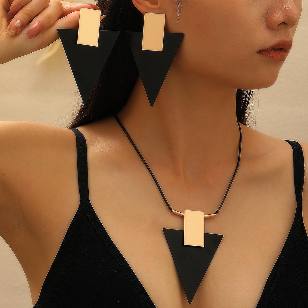 Jewelry Sets Korean Fashion Geometric Black Triangle Drop Earrings For Women 2026 Trending Necklace 2-piece Set Accessories Gift