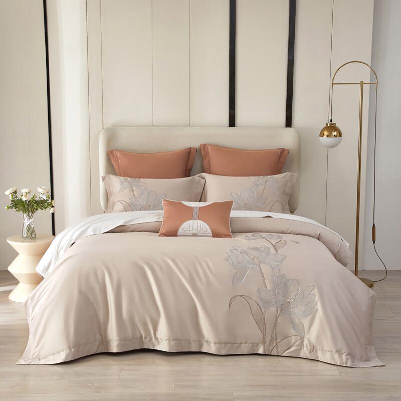 Jeliya 60S Long-Staple Cotton 4-Piece Bedding Set