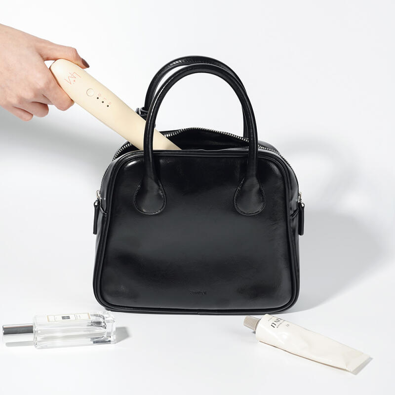 Cordless hair straightener vanilla cream