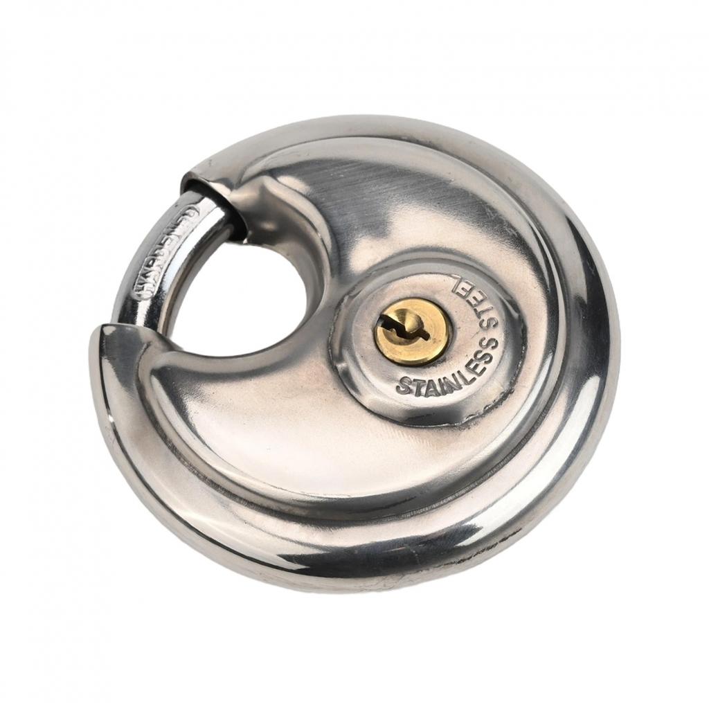 Convenient Carriage Warehouse Door Locking Mechanism