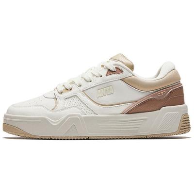 Obuwie damskie – Sneakersy
