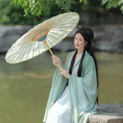 Set di abiti da donna Hanfu in stile cinese delle dinastie Wei e Jin
