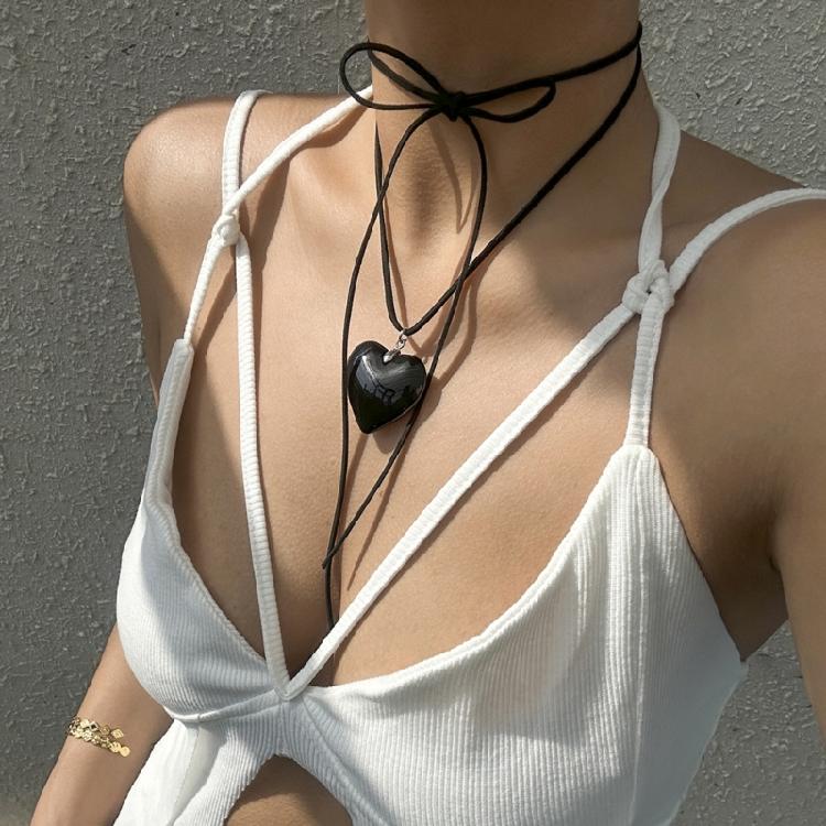 Goth Love Heart Clavicle Chain Women Girls Wedding Jewelry Party Birthday Gift