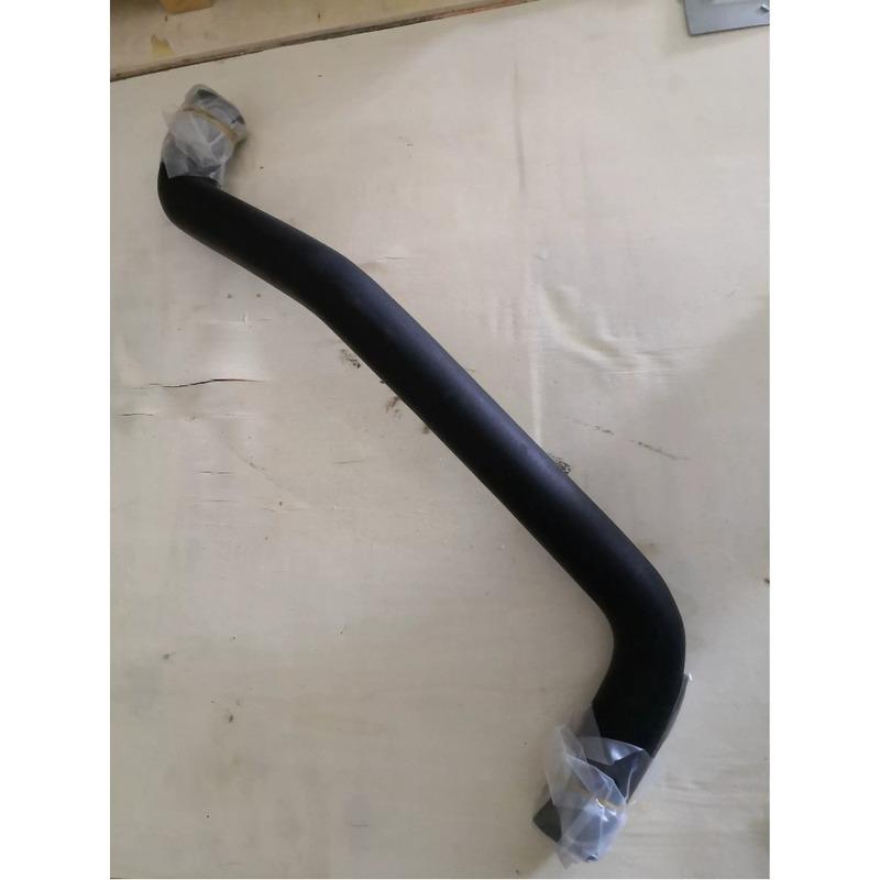 For Daimler for AUMAN GTL EST Truck Engine Coolant Filler Hose Auxiliary Radiator Hose H4130440006A0 H4130440500A0 H413000000744