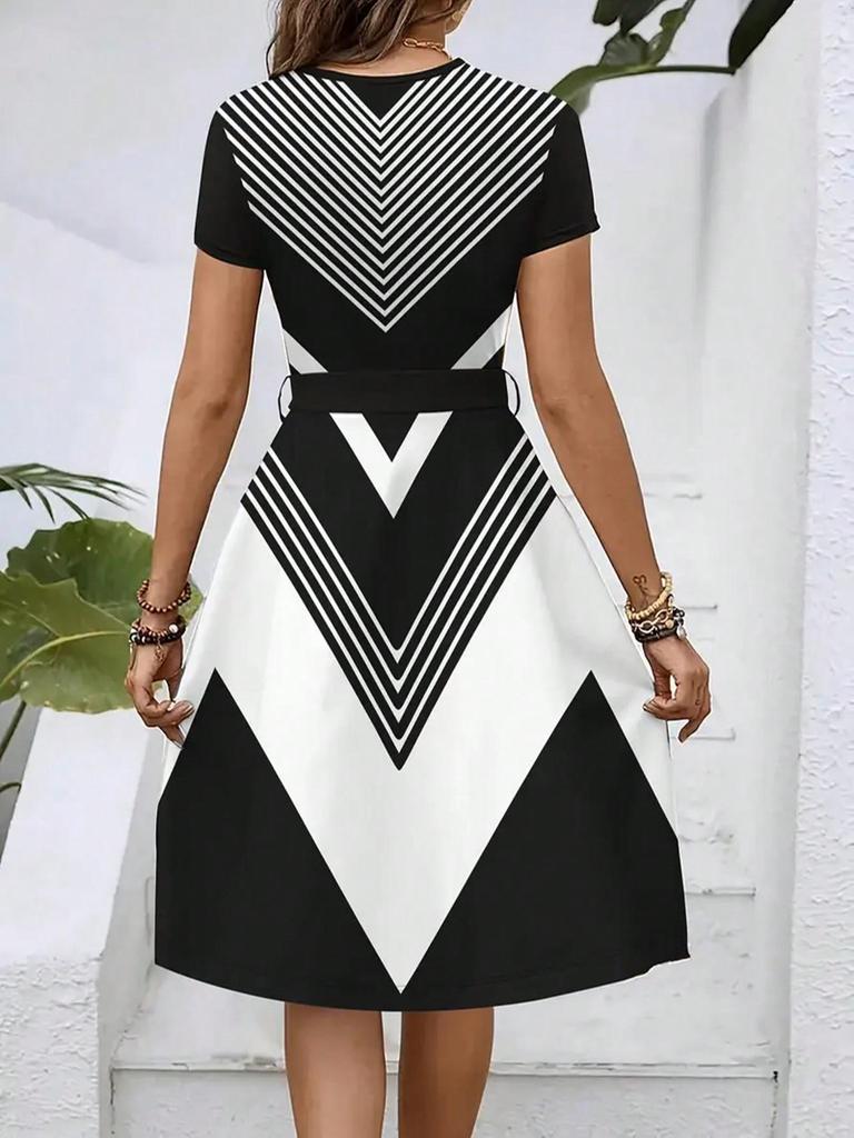 2026 Women's Casual Printed Belted Dress, European & American Summer Bestseller
