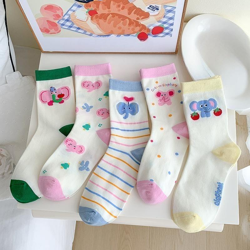 Bayan Yazlık İnce Çizgi Film Eğlenceli Sevimli Tatlı Emici Nefes Alabilir Tüp İçinde Renkli Yığın Çoraplar