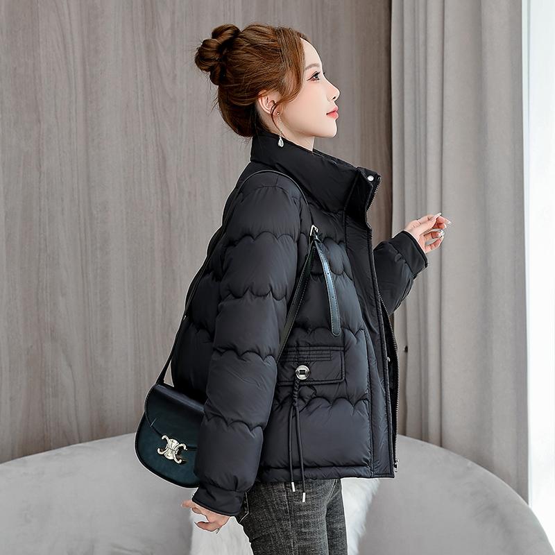 Осень-зима теплая короткая куртка женская однотонная тонкая куртка с воротником-стойкой — фото 9