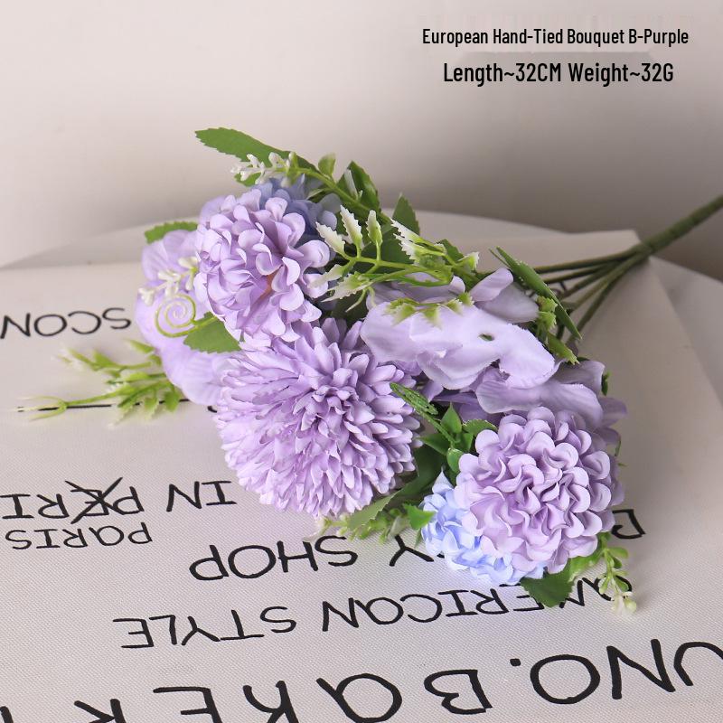 

Маленький смешанный искусственный букет в европейском стиле с гортензией и хризантемой