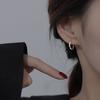 1 Pair Women Earrings No-Blocking Ear Buckle Stable Fit Twist Earrings Circle Design Mirror Polished Hoop