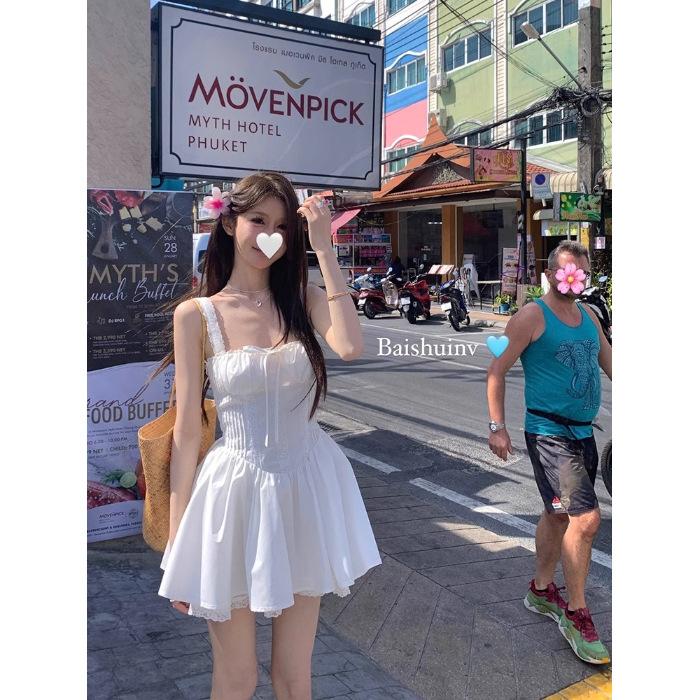 

[Spring Small White Dress] White Suspender Dress for Women s Spring and Autumn New Waist Skinny Holiday First Love Short Skirt Summer XL