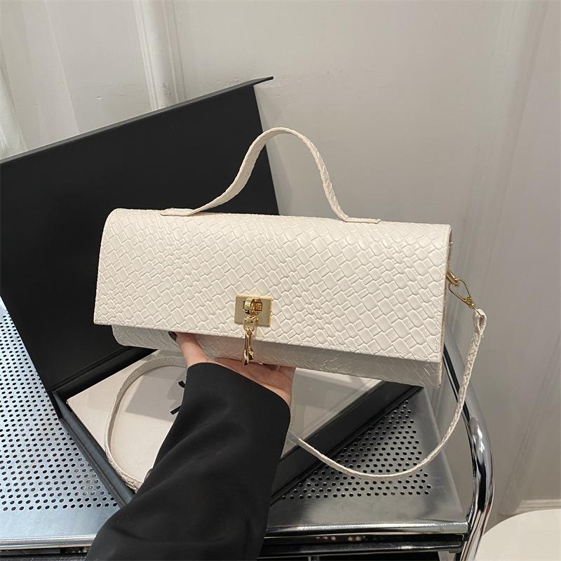 

Personalized niche design casual foreign style simple shoulder 2025 casual trend women s clutch bag fashion small square bag белый