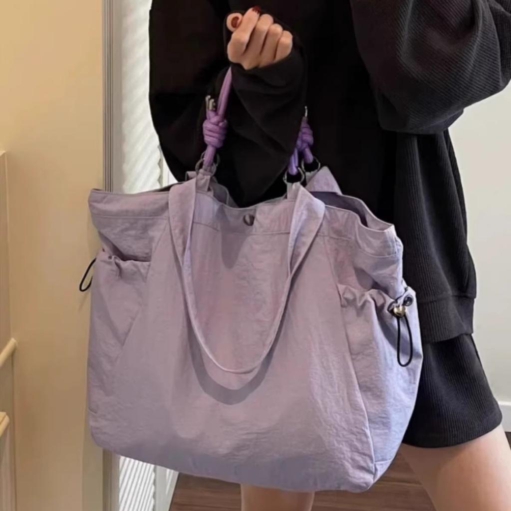 2025 new travel tote bag women's lightweight nylon leisure sports bag large capacity shoulder portable versatile bag