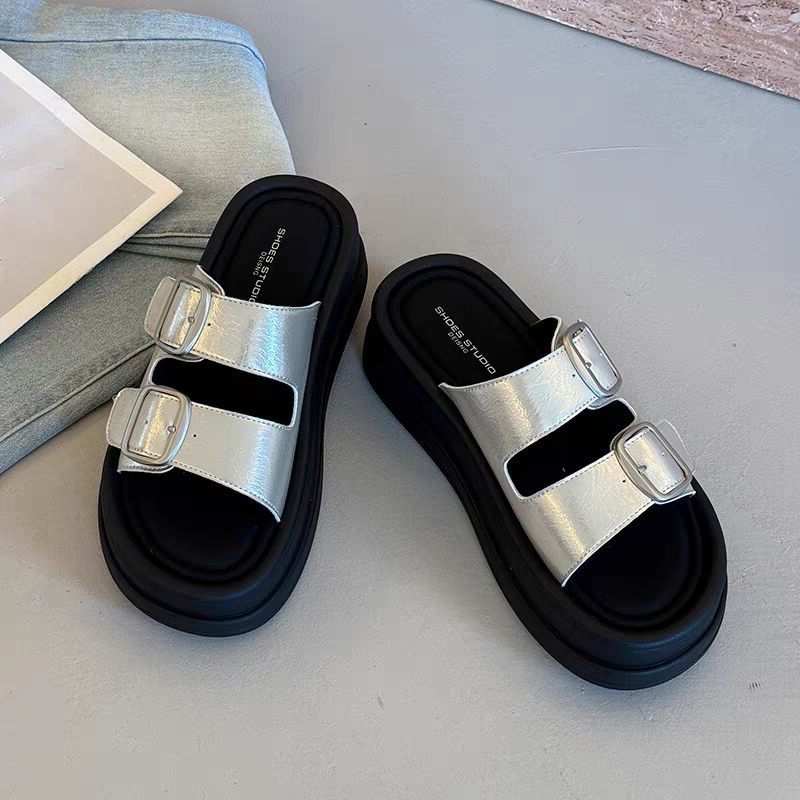 Thick-soled cool slippers for women's summer wear, new versatile muffin casual beach sandals, small height increase