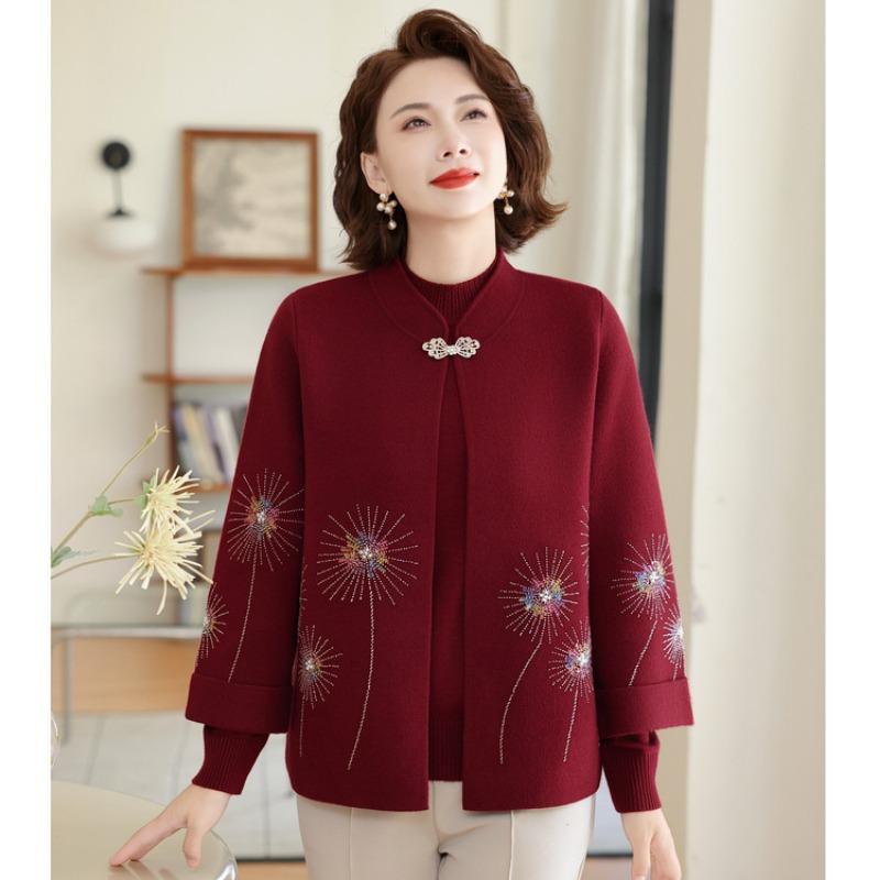 Middle-aged and old women's cardigan natal year sweater jacket mother spring and autumn red knitted two-piece autumn and winter bottoming shirt