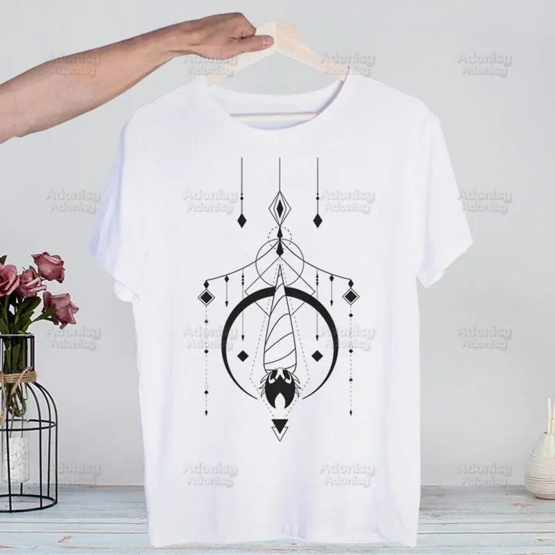 Hollow Knight Game Shirt Funny Vintage Crew Neck Men's Hollow Knight Anime T-Shirt Women Top Tee Streetwear