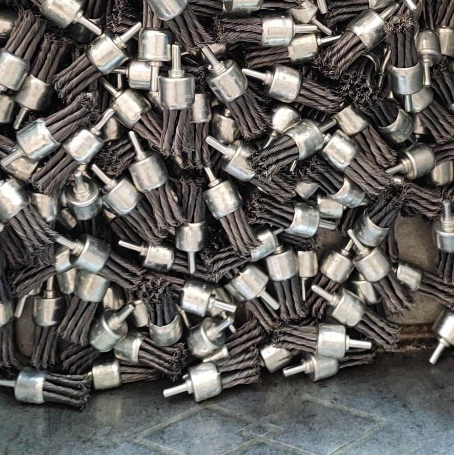 

T-Shaped Knotted Polishing Drill Brush - Bowl-Shaped Weld Grinding Tool - Twisted Wire Steel Brush