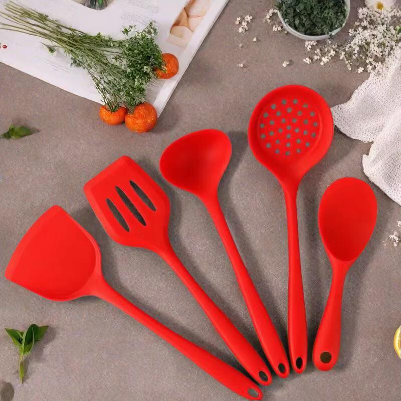 Wutuo Silicone Kitchen Utensil Set