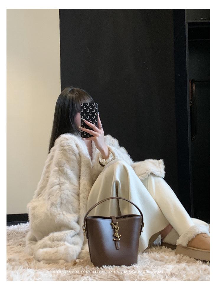 Lazy Style Women's Thick Batwing Sleeve Shearling Cape Coat