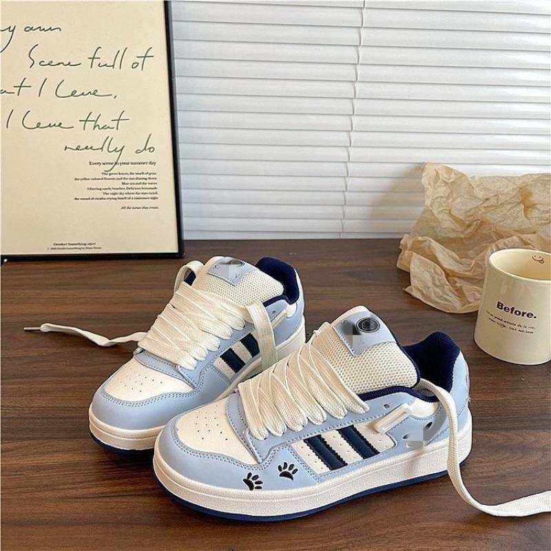 Campus Style Little White Shoes Women's Autumn New Breathable Board Shoes Versatile Students with Skirts Bread Shoes