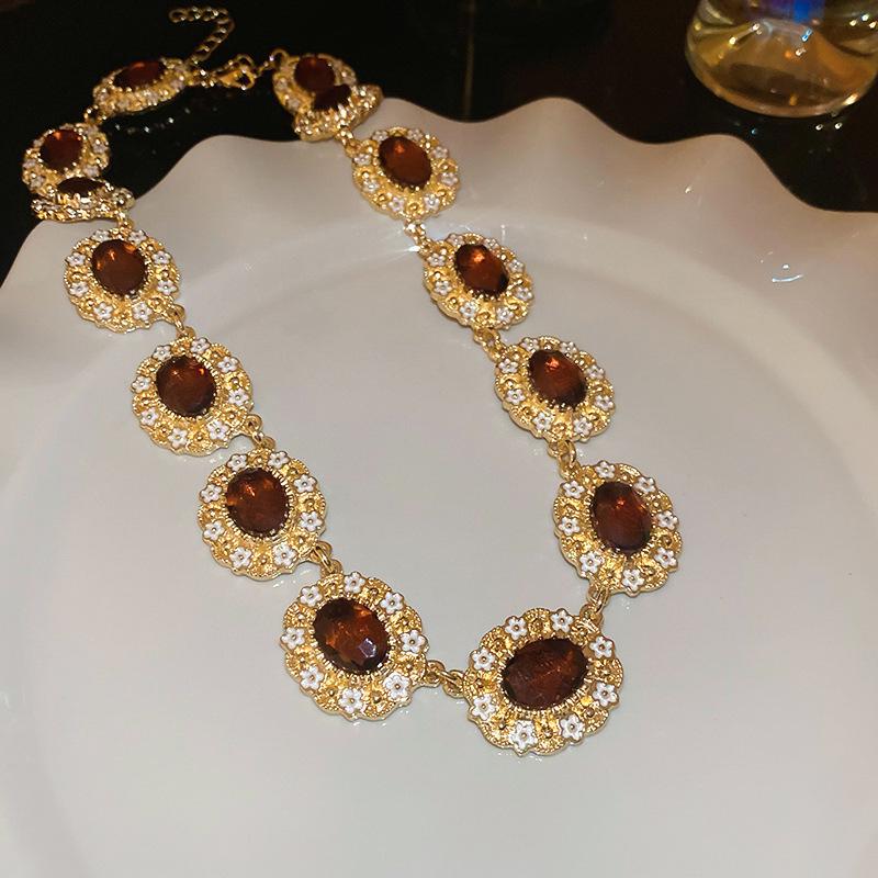 

Винтажное роскошное колье-подвеска в виде капли с бриллиантом для женщин - Придворный стиль, высококлассный ретро-дизайн