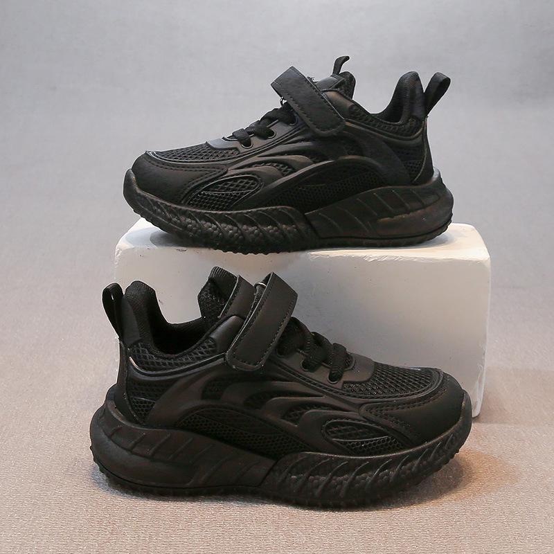 

Spring Mesh Athletic Shoes for Kids Soft Sole Slip Resistant Breathable Casual Dad Sneakers size 37 чорний