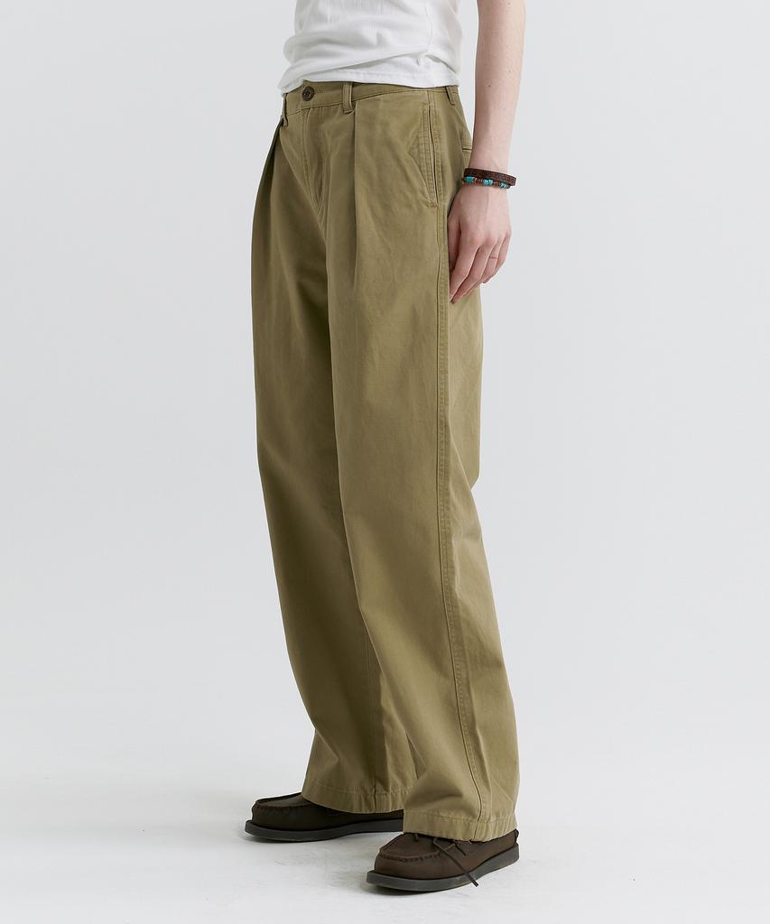 MAGOODGAN Serin 4611 Pigment One-Pleat Flare Wide Fit Beige Chino Pants