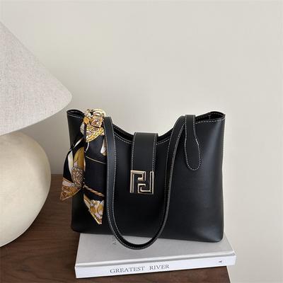 Summer New Retro Casual Handbag Fashionable Simple Solid Color Temperament Atmospheric Shoulder Armpit Bag