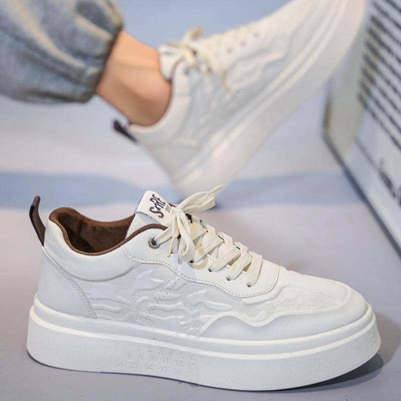 2024 Vysoce kvalitní pánské skateboardové boty Prodyšné pohodlné ploché boty Venkovní ležérní pánské tenisky Chůze Boty Tenis Hombres