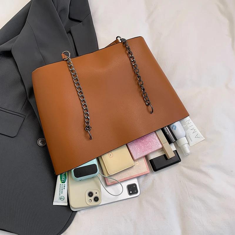 Fashionable Chain PU Shoulder Bag Women's Handbag  New Versatile Commuting Women's Shoulder Bag Tote Bag